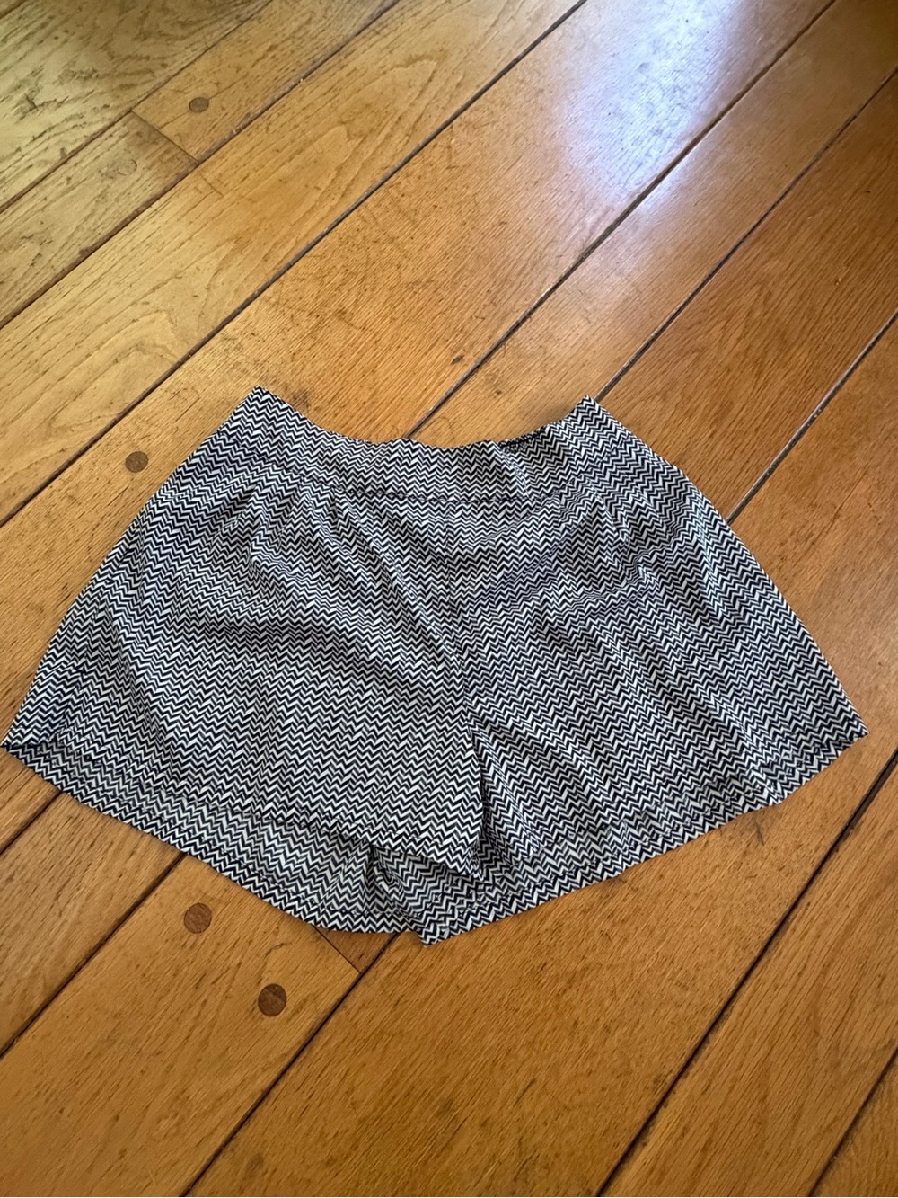 American Eagle silky chevron shorts
